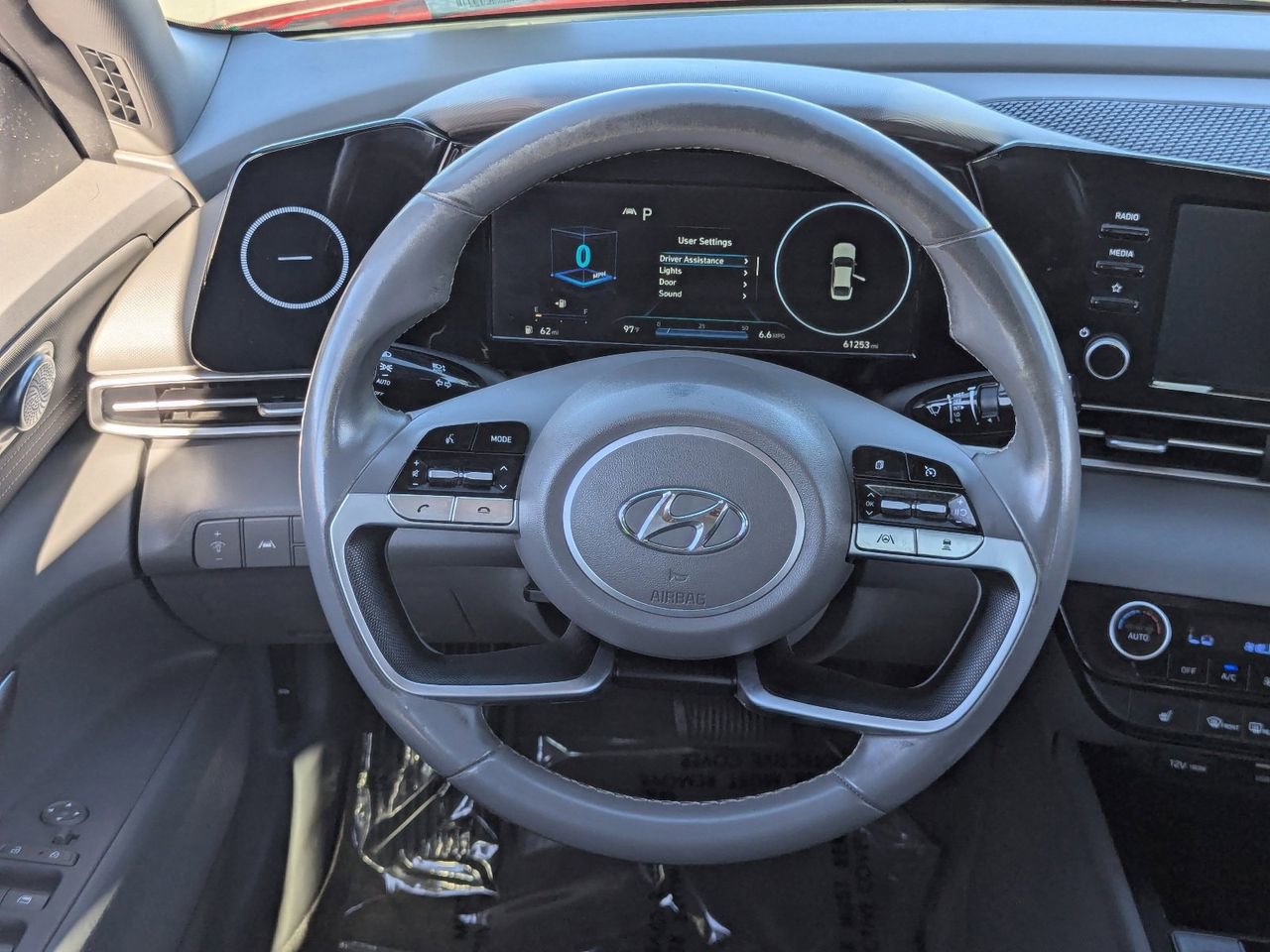 Used 2021 Hyundai Elantra SEL w/ Convenience Package image 16
