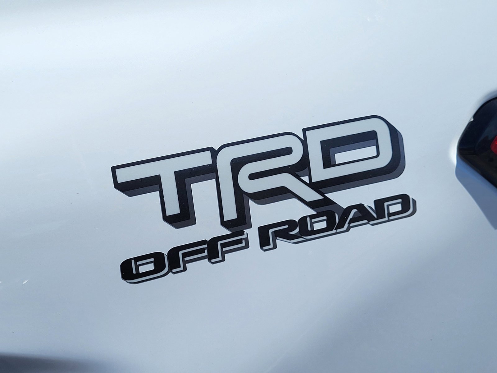 Certified 2025 Toyota Tacoma TRD Off-Road image 13