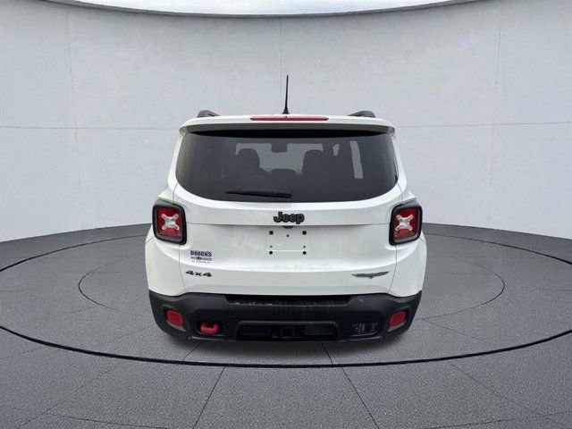 Used 2017 Jeep Renegade Trailhawk image 5