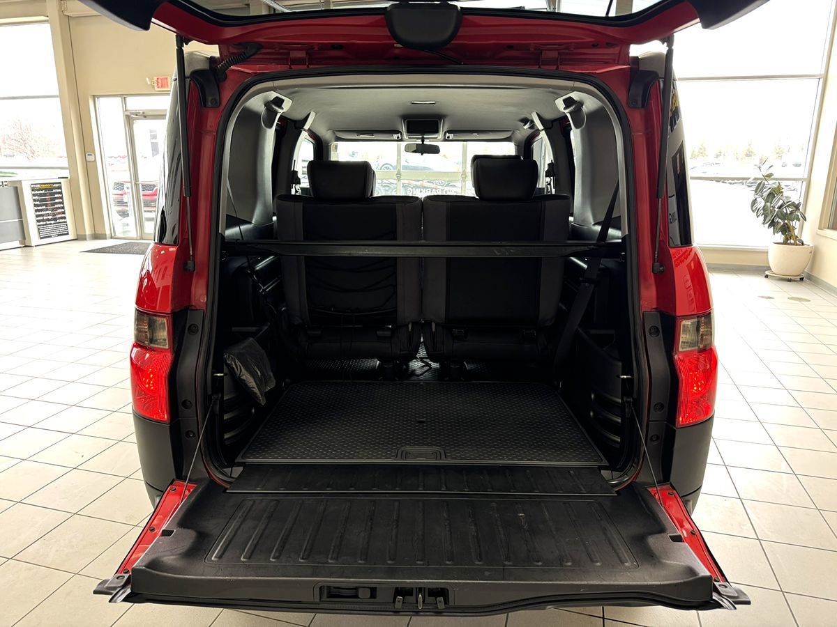 Used 2005 Honda Element EX image 38