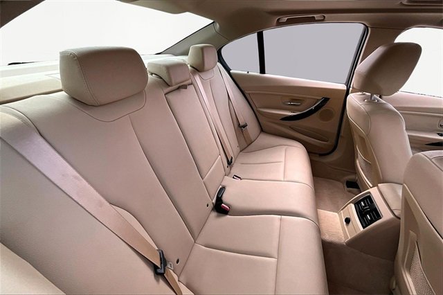 Used 2016 BMW 320i xDrive Sedan image 29