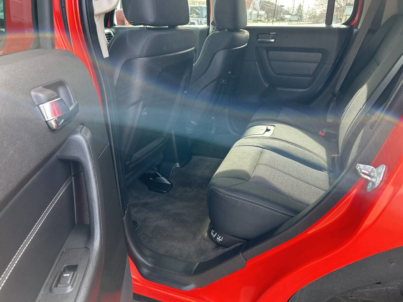 Used 2009 HUMMER H3 image 11