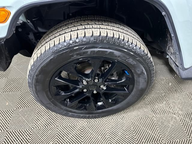 Used 2023 Jeep Wrangler Unlimited Sahara w/ Cold Weather Group image 9