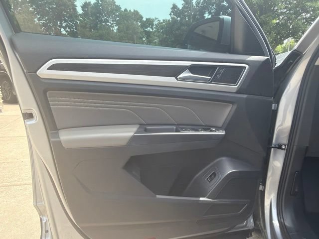 Used 2023 Volkswagen Atlas SE w/ Panoramic Sunroof Package AWD/4WD image 28