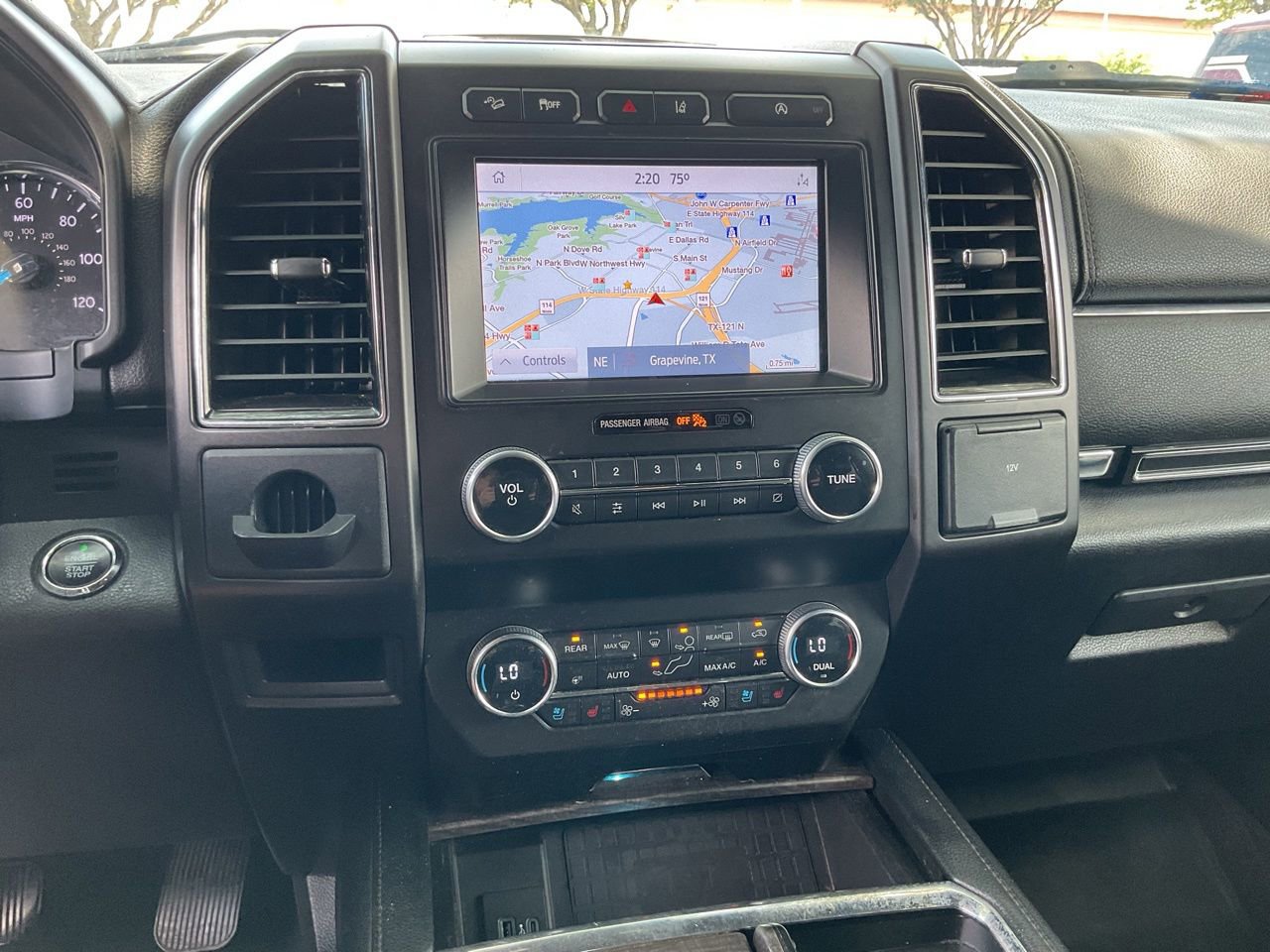 Used 2021 Ford Expedition Max Limited AWD/4WD image 25