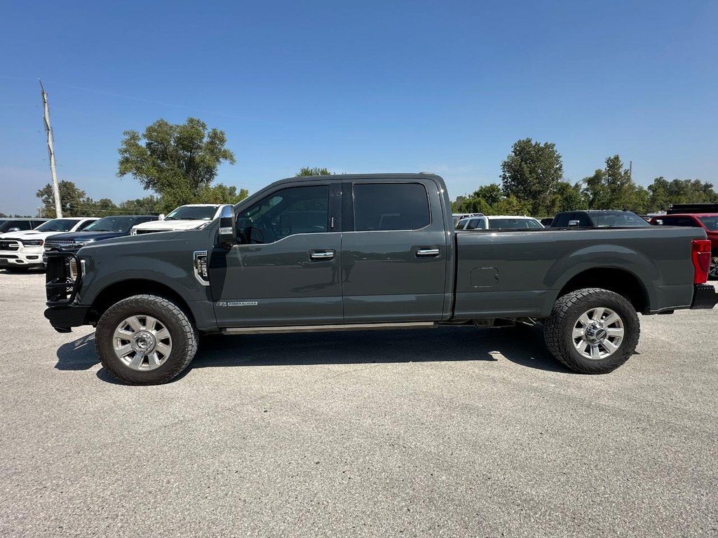 Used 2021 Ford F350 Platinum AWD/4WD image 4