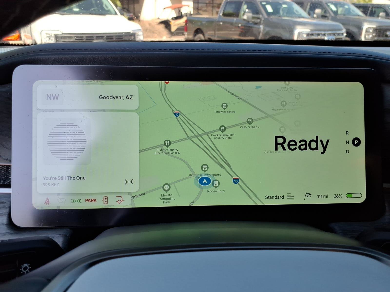 Used 2023 Rivian R1S Adventure image 24