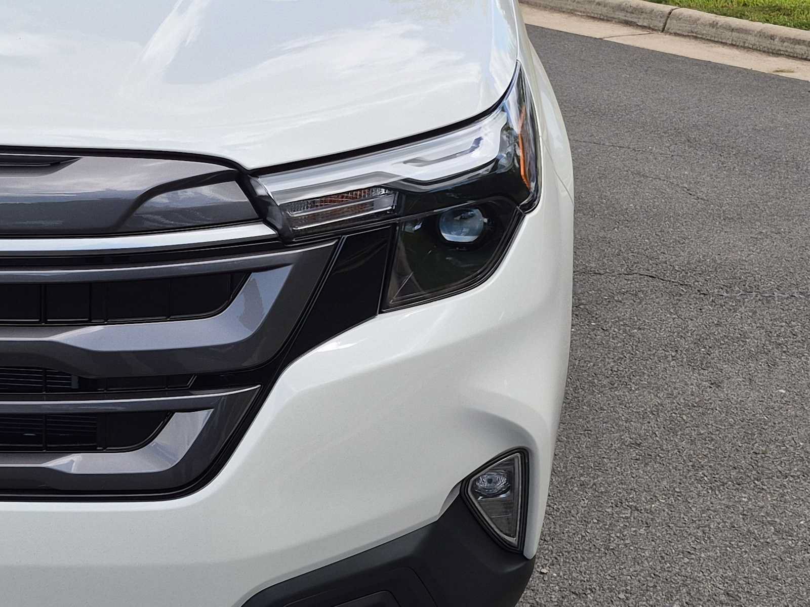 New 2026 Subaru Forester Touring AWD/4WD image 11