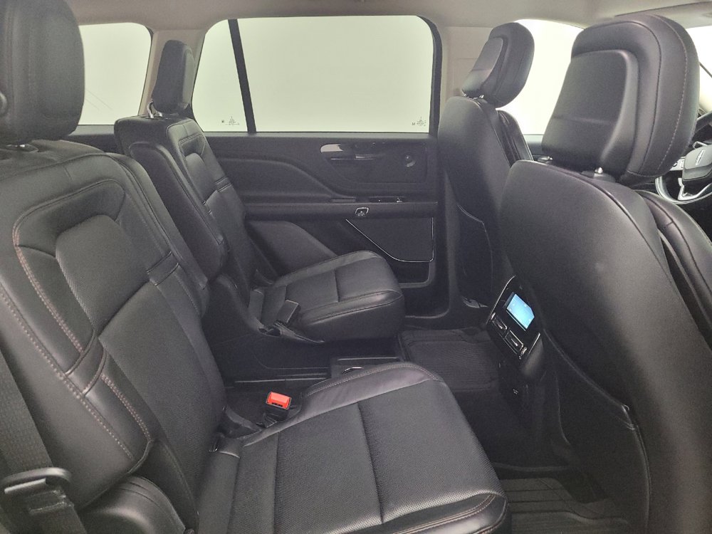 Used 2020 Lincoln Aviator Reserve w/ Elements Package Plus AWD/4WD image 19