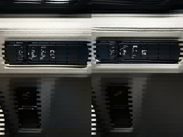 Certified 2024 Acura MDX FWD w/ Technology Package image 23