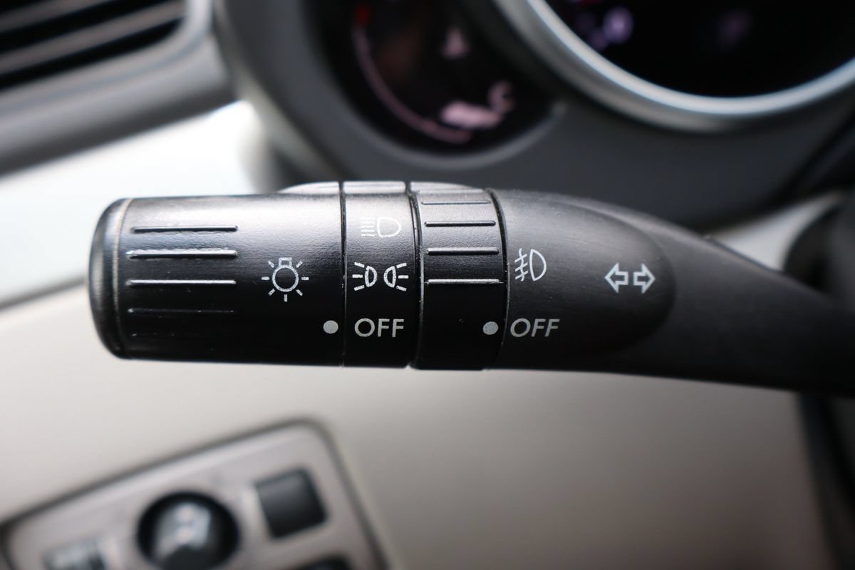 Used 2009 Subaru Tribeca Limited AWD/4WD image 34