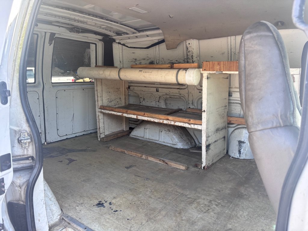 Used 2004 GMC Safari RWD image 5