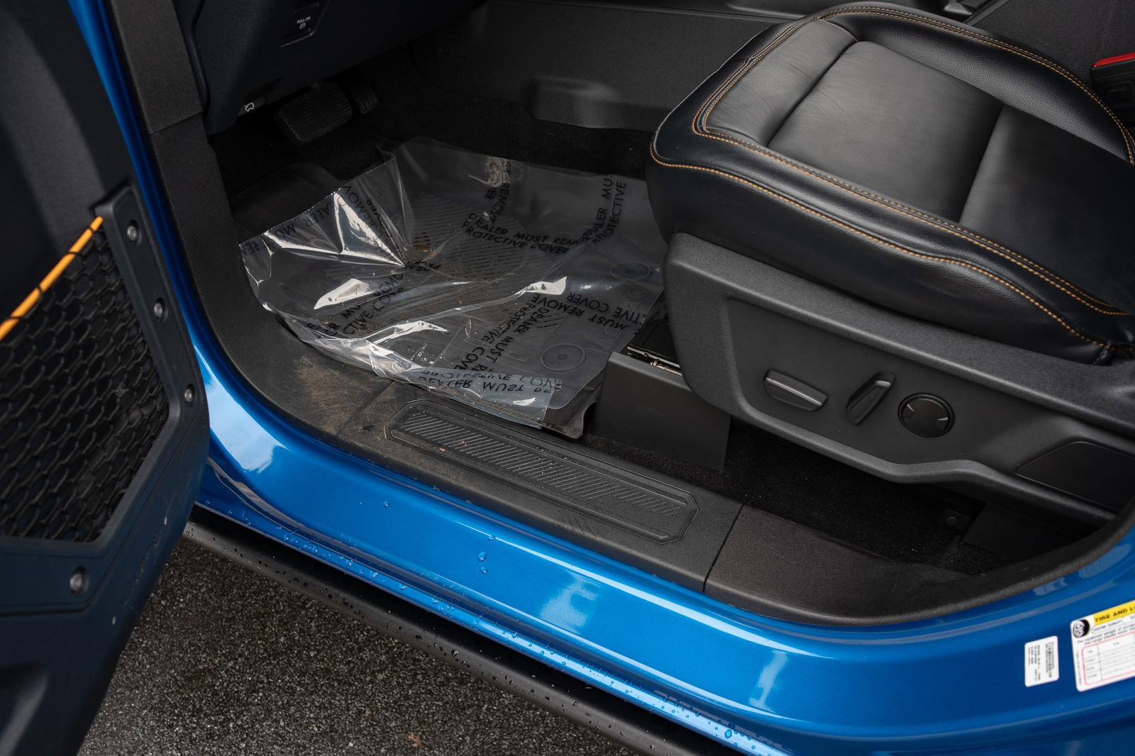 Used 2024 Ford Bronco Badlands image 30