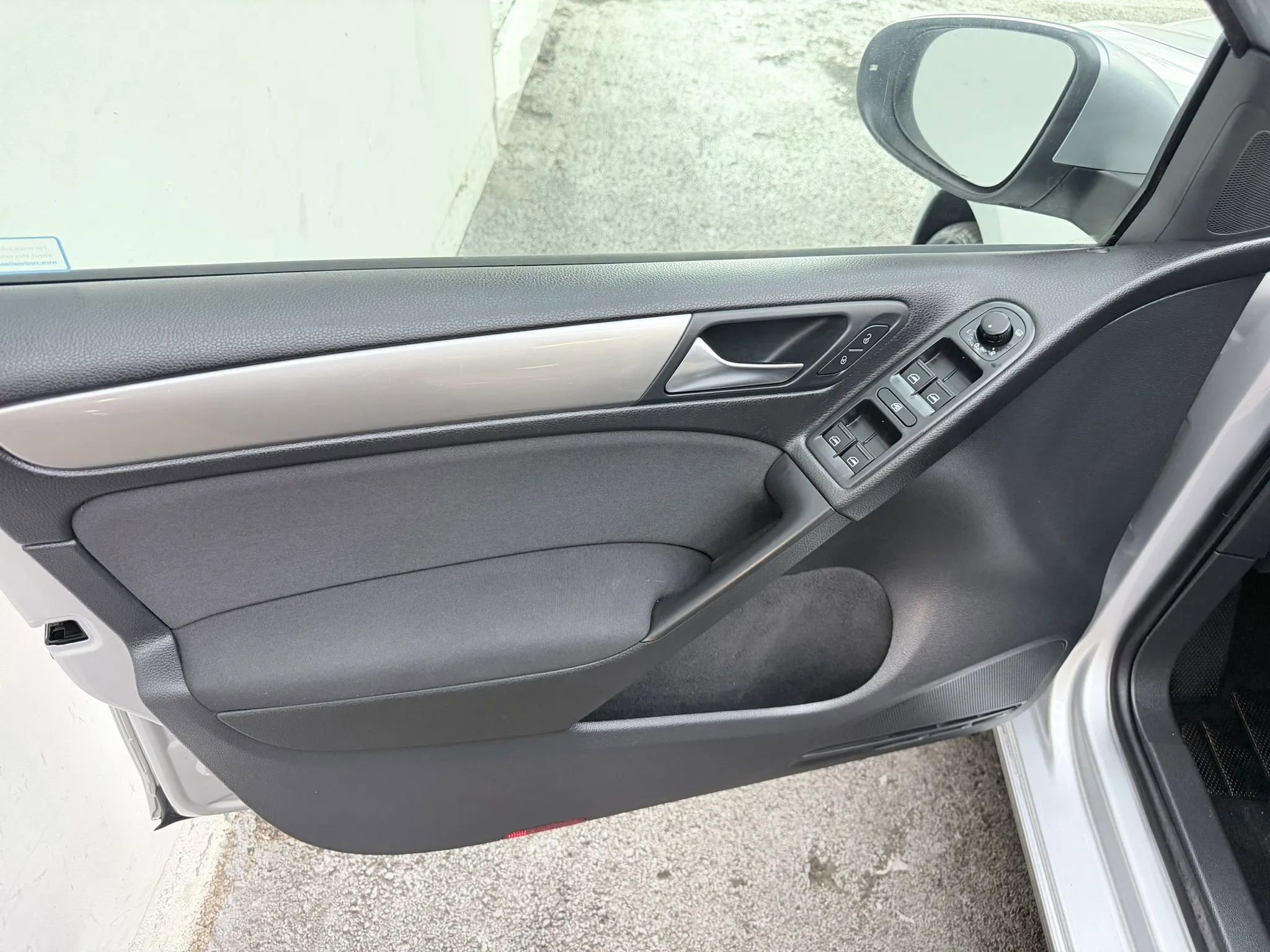 Used 2013 Volkswagen Golf TDI image 13