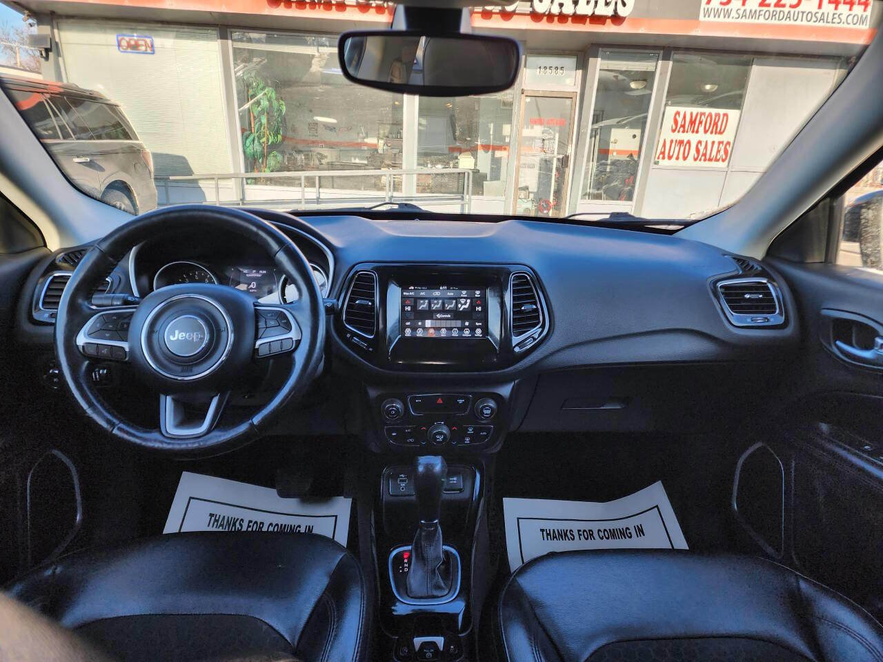 Used 2019 Jeep Compass Latitude FWD image 12