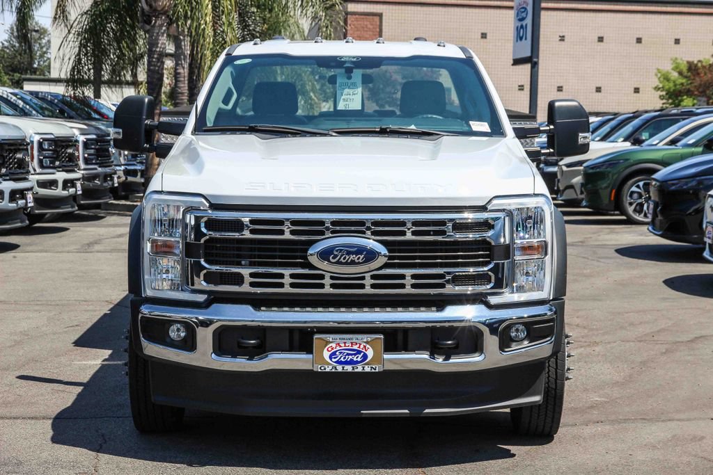 New 2024 Ford F450 XL w/ XL Chrome Package RWD image 2