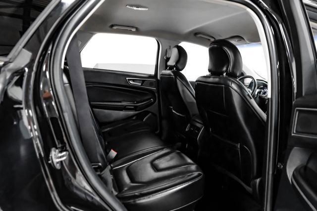 Used 2019 Ford Edge Titanium image 48