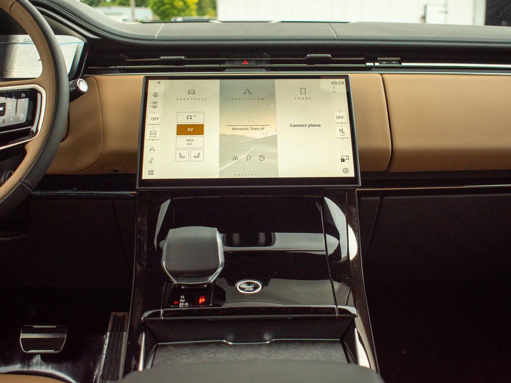 New 2025 Land Rover Range Rover Sport Autobiography image 18