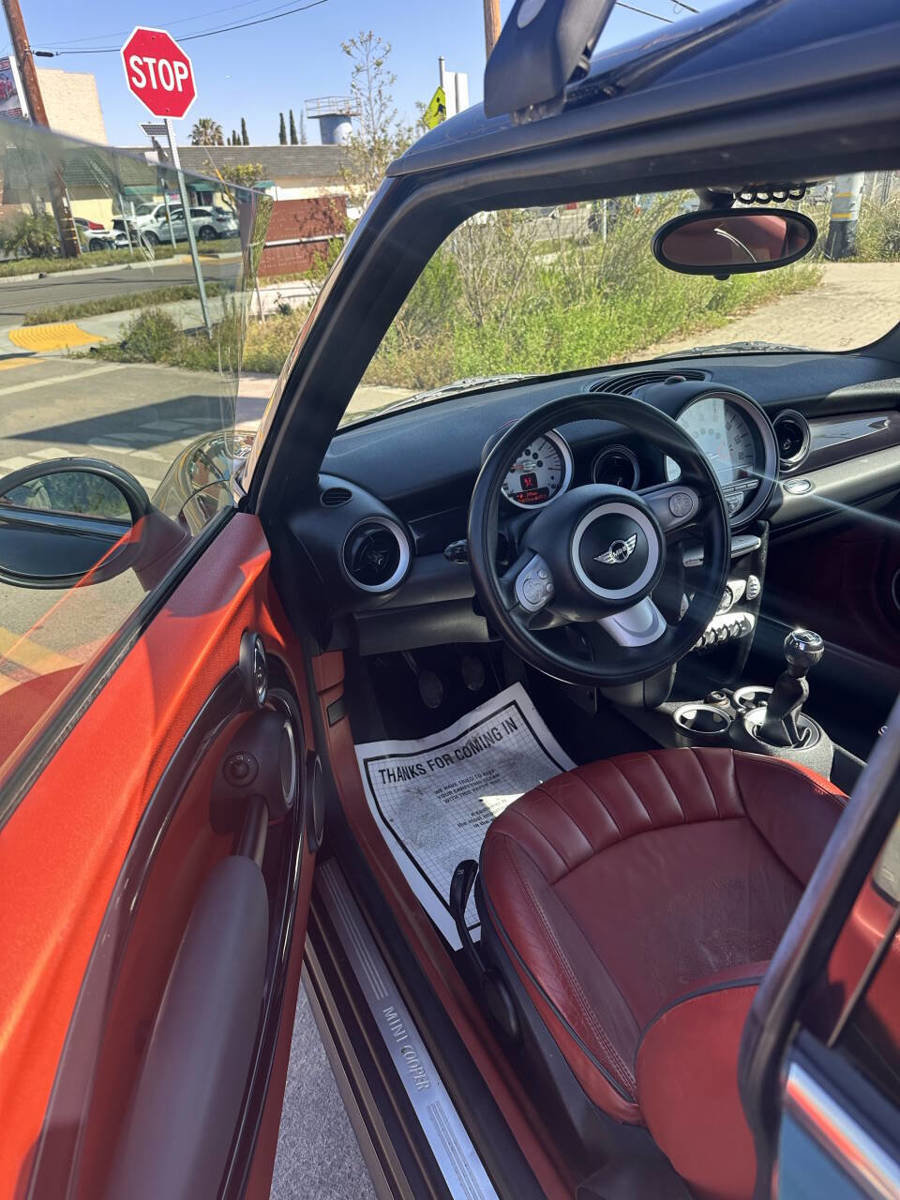 Used 2008 MINI Cooper Hardtop image 10