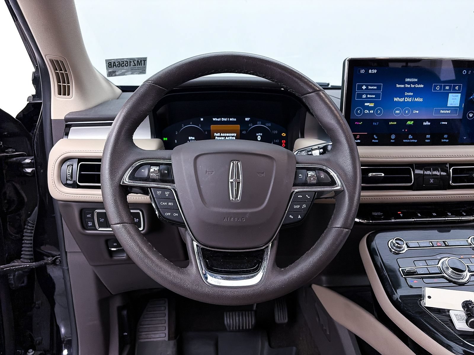 Used 2023 Lincoln Nautilus FWD w/ Premium Package image 28