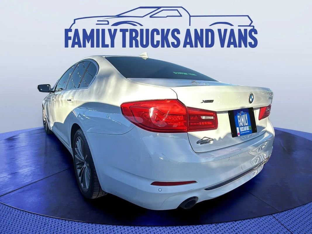 Used 2018 BMW 530i xDrive image 8