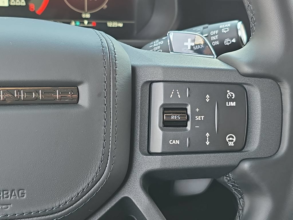 New 2026 Land Rover Defender 110 OCTA AWD/4WD image 19