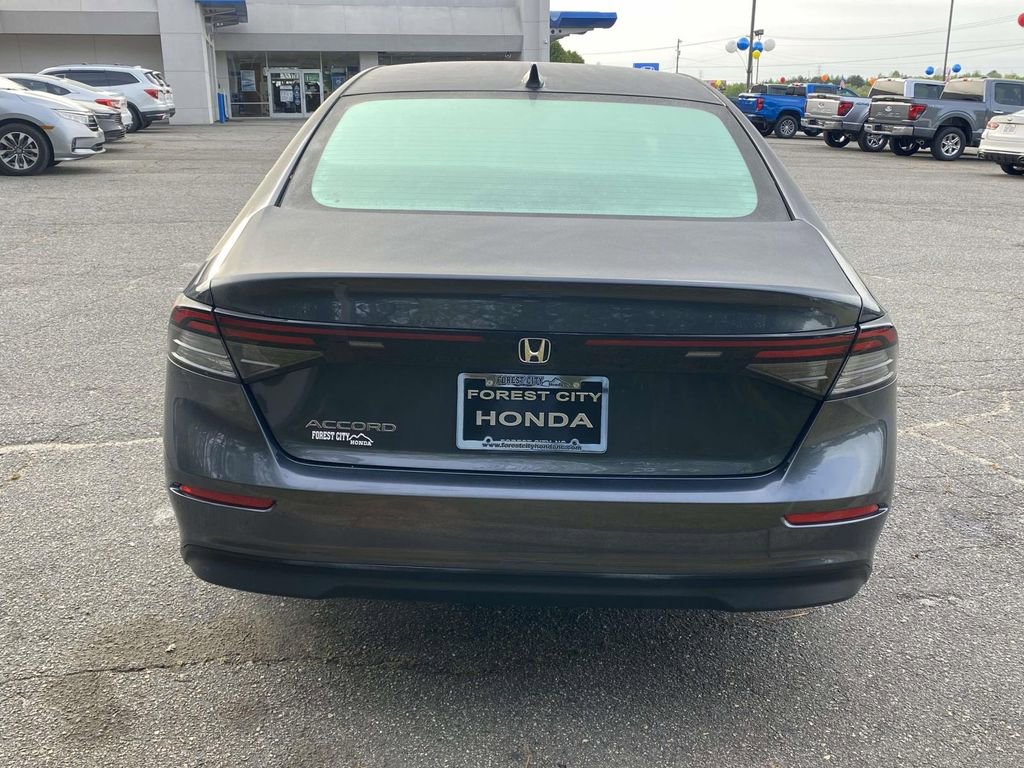 Used 2024 Honda Accord EX image 4