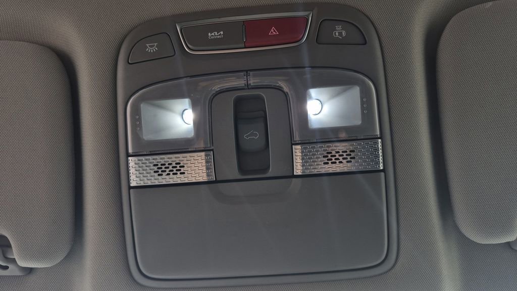 Certified 2025 Kia Telluride S image 27