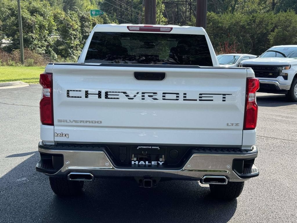 Used 2026 Chevrolet Silverado 1500 LTZ w/ Z71 Off-Road Package AWD/4WD image 23