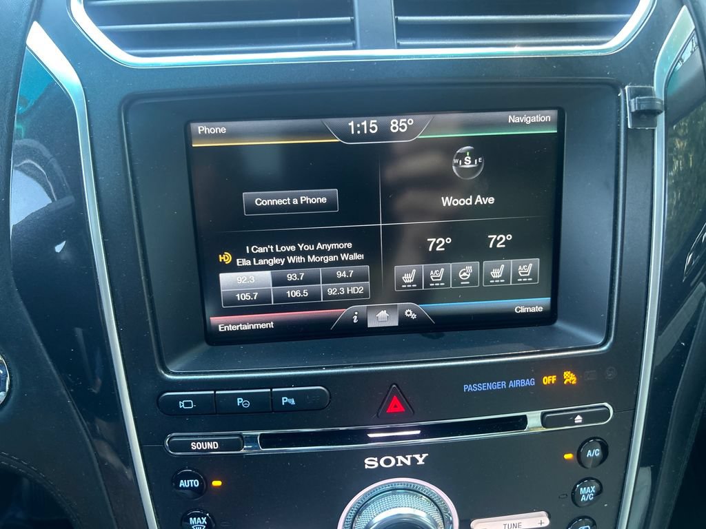 Used 2016 Ford Explorer Platinum AWD/4WD image 23
