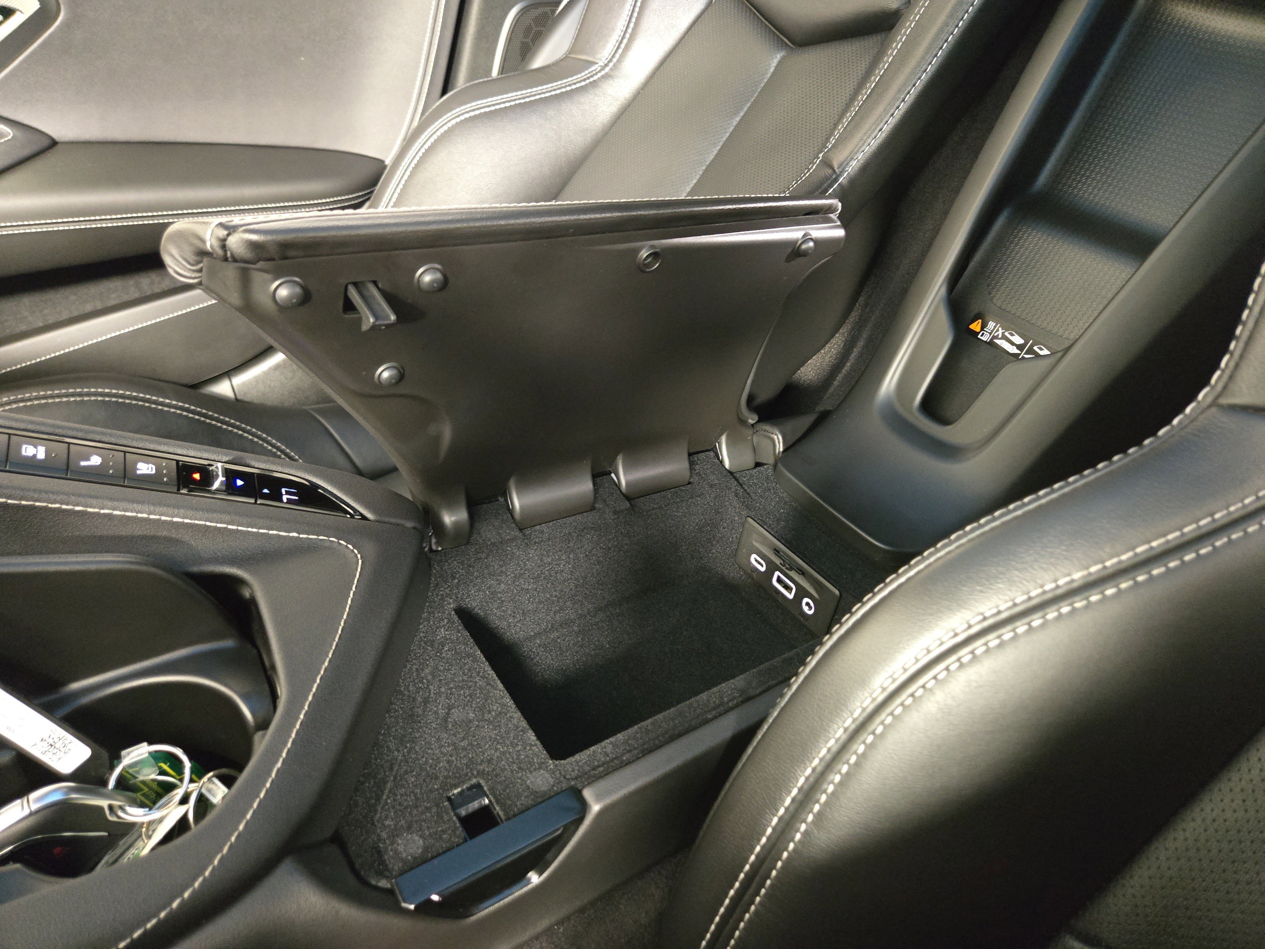 Certified 2023 Chevrolet Corvette Stingray Preferred Cpe w/ 2LT image 27