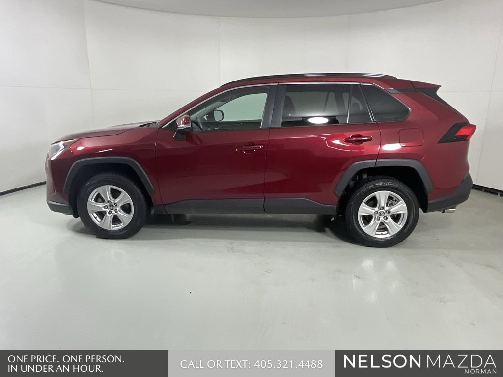 Used 2021 Toyota RAV4 XLE image 5