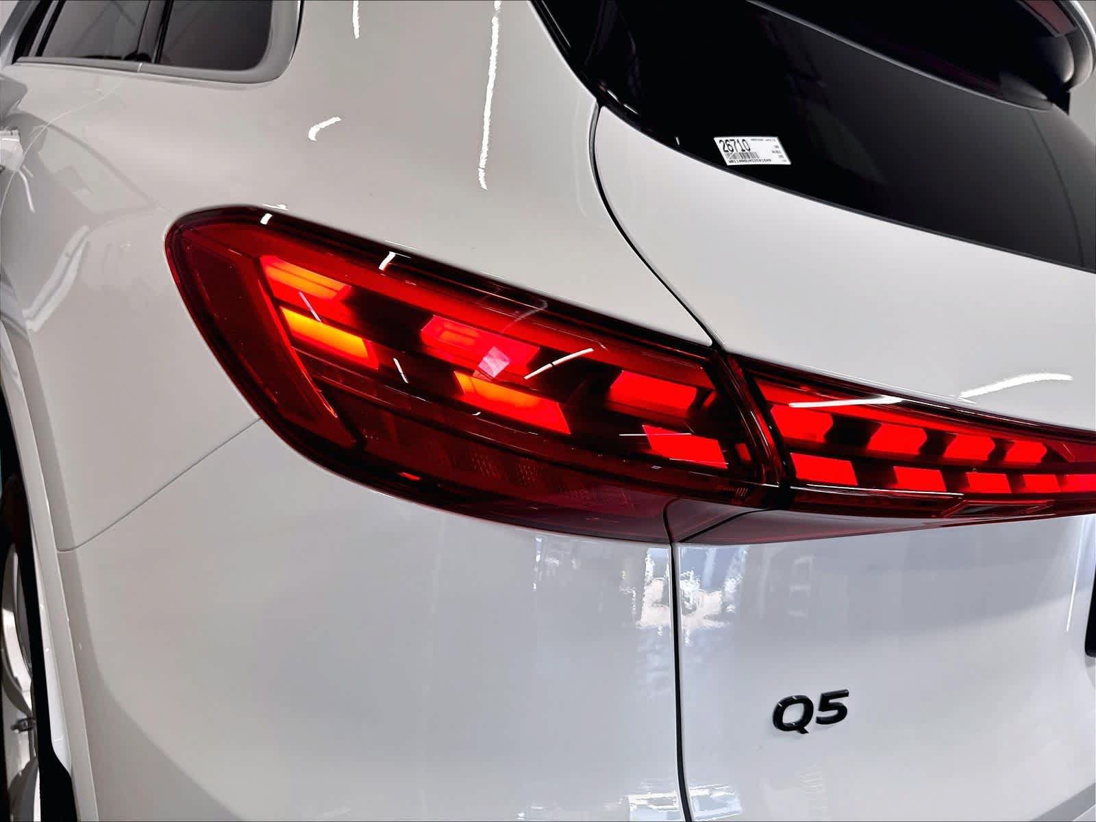 Certified 2025 Audi Q5 Premium AWD/4WD image 31