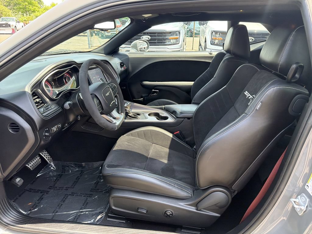 Used 2023 Dodge Challenger SRT Hellcat w/ Driver Convenience Group RWD image 11