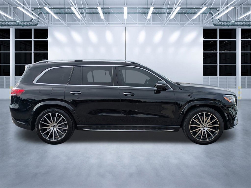 Used 2021 Mercedes-Benz GLS 580 4MATIC image 3