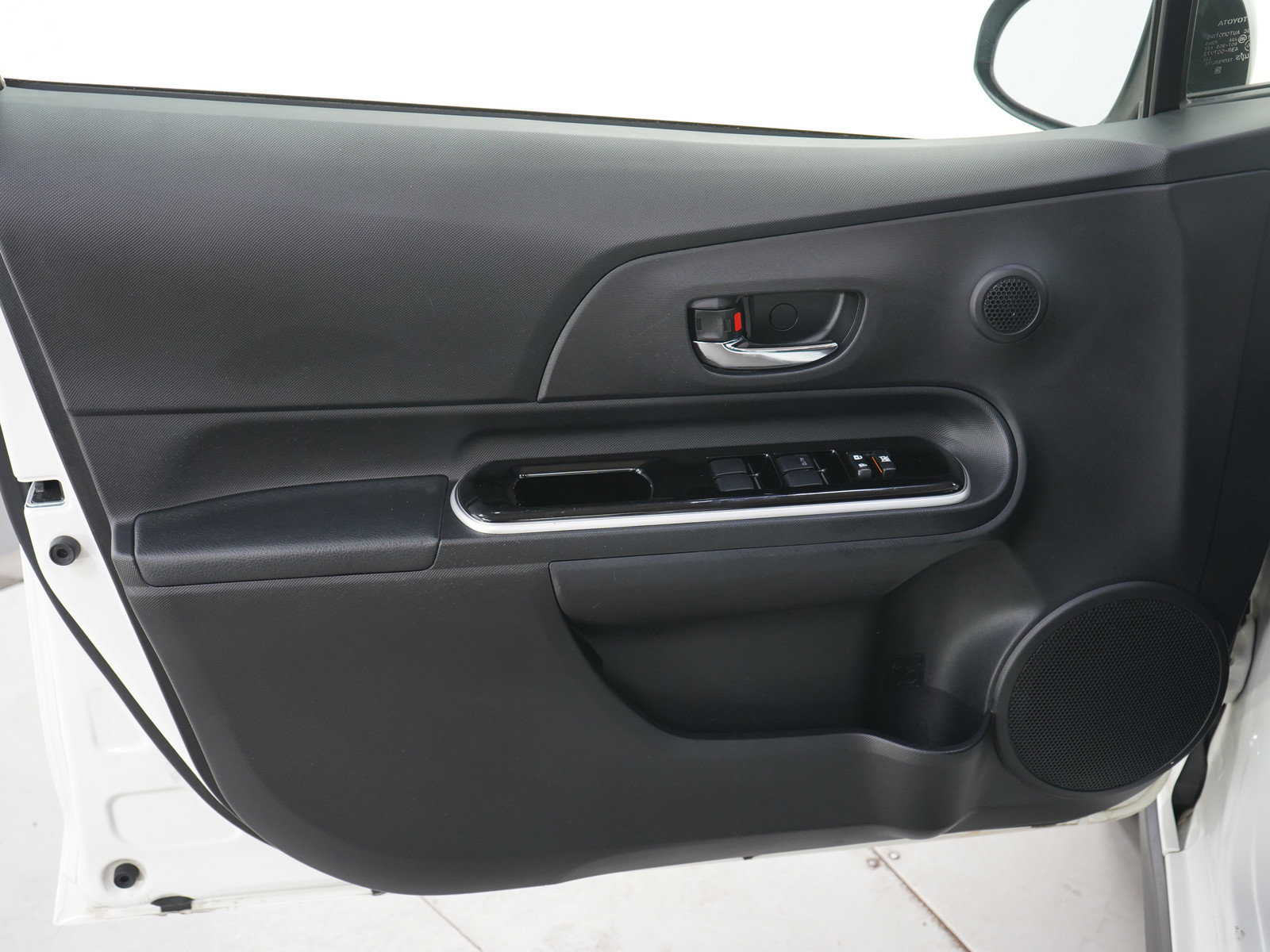 Used 2018 Toyota Prius C Two w/ Carpet Mat Package FWD image 18