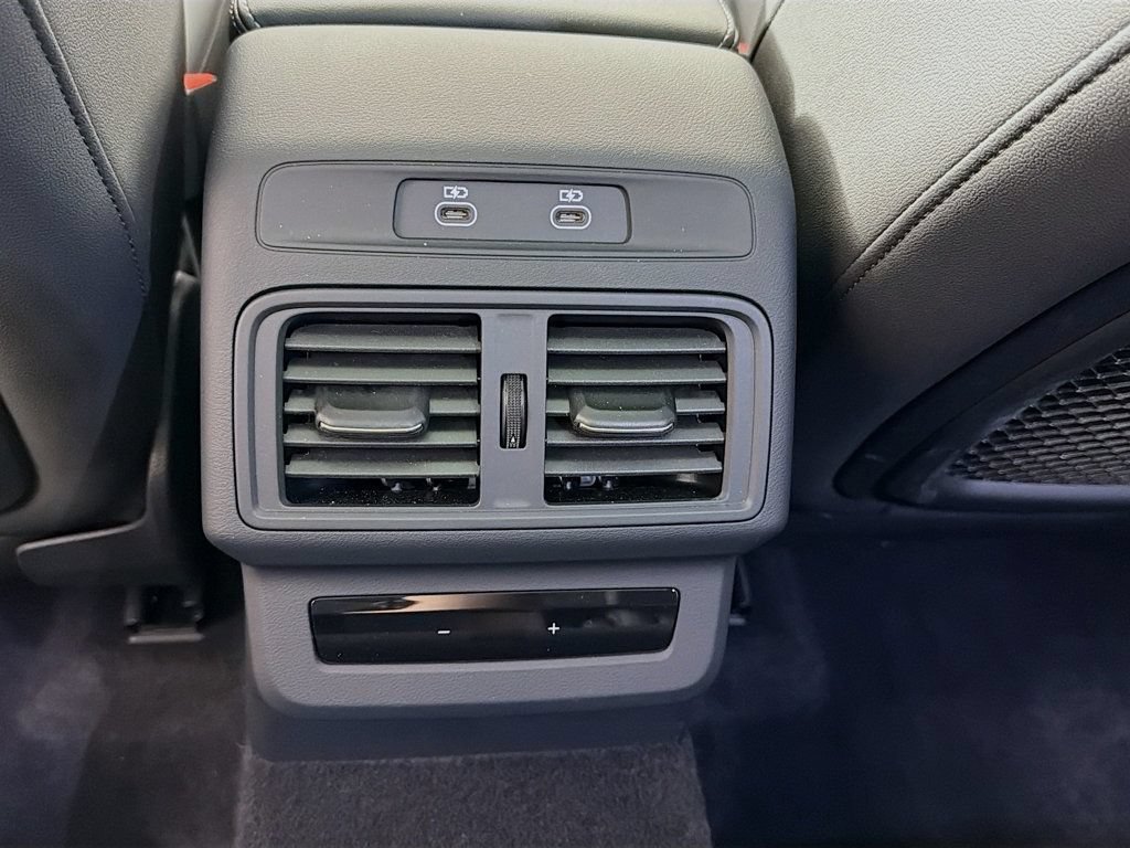 Certified 2025 Audi Q5 Premium Plus w/ Premium Plus AWD/4WD image 27