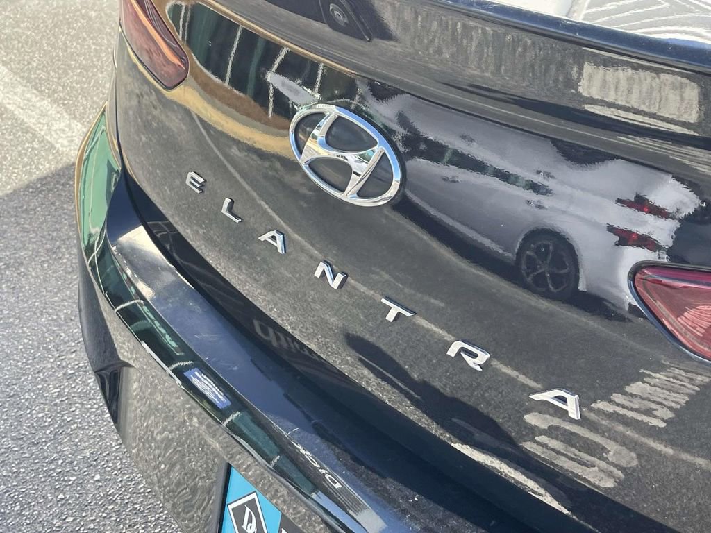 Used 2020 Hyundai Elantra Value Edition w/ Cargo Package (C1) image 8