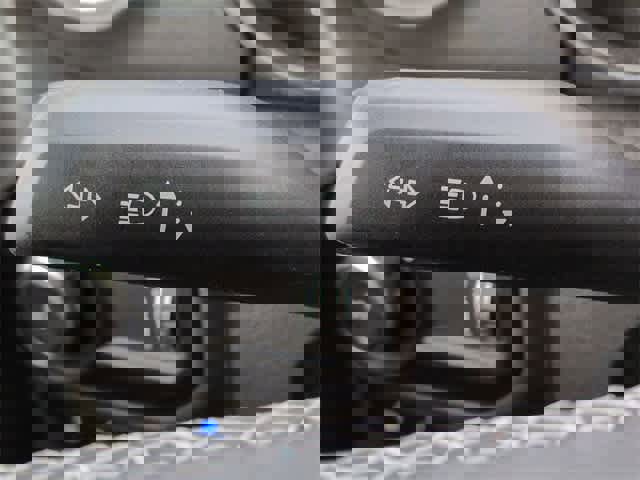 Used 2023 Jeep Wrangler Sahara w/ Cold Weather Group image 28