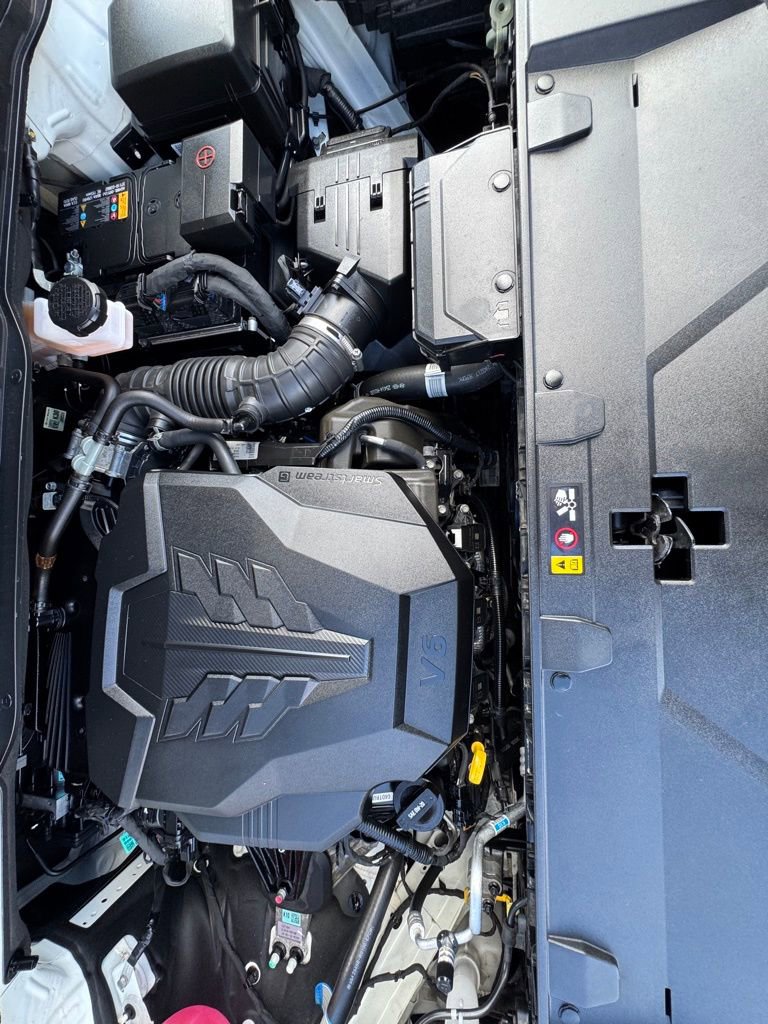 Used 2024 Kia Carnival SX Prestige image 34