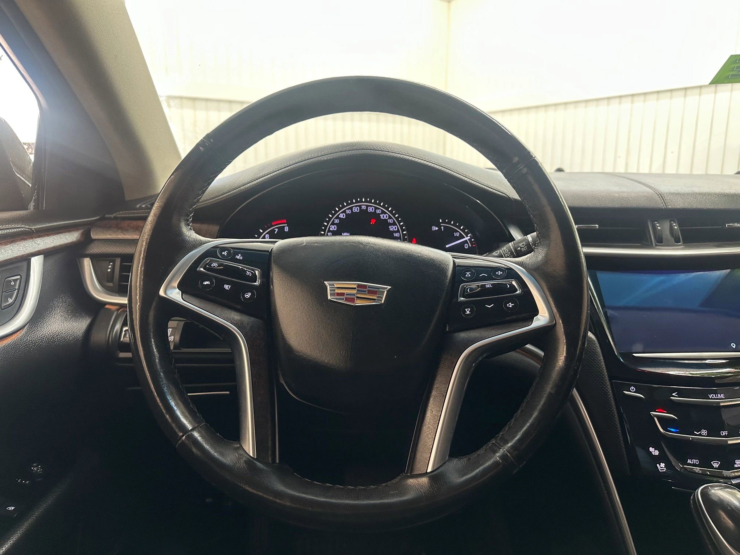 Used 2019 Cadillac XTS Luxury image 19