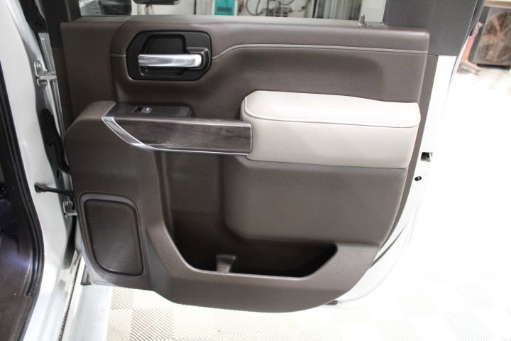 Used 2021 Chevrolet Silverado 2500 LTZ w/ LTZ Convenience Package image 27