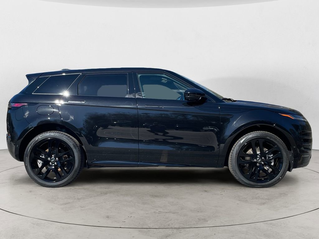 New 2024 Land Rover Range Rover Evoque Dynamic SE image 6