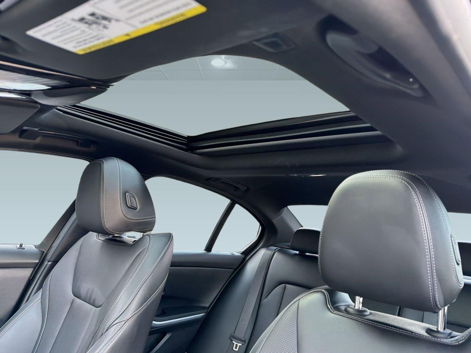 Certified 2023 BMW 330i Sedan w/ Parking Assistance Package image 15