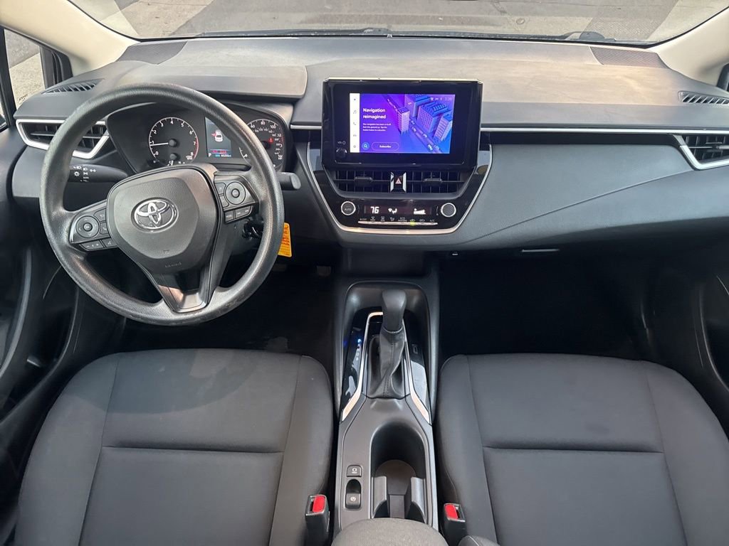 Used 2023 Toyota Corolla LE image 23