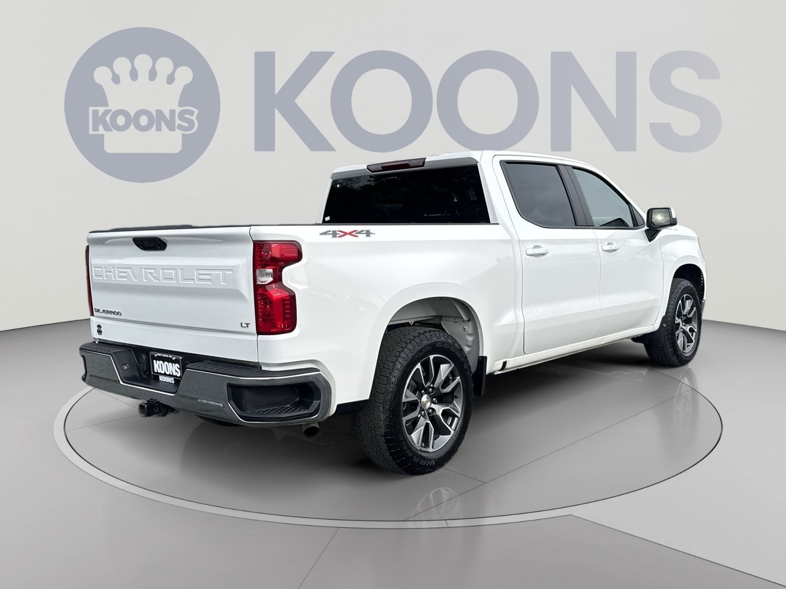 Used 2024 Chevrolet Silverado 1500 LT AWD/4WD image 11