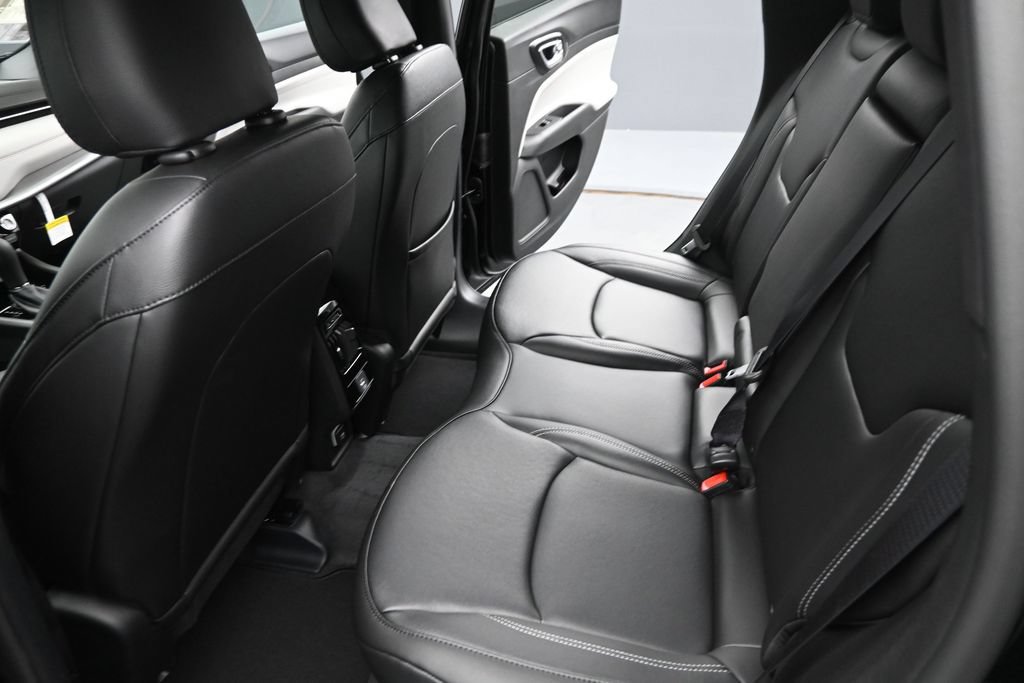 New 2026 Jeep Compass Limited AWD/4WD image 15