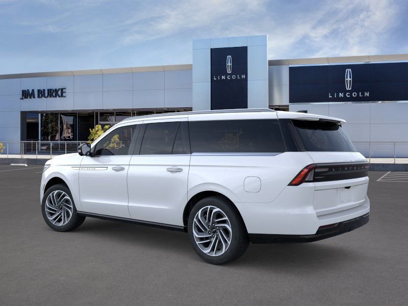 New 2026 Lincoln Navigator L Reserve AWD/4WD image 4