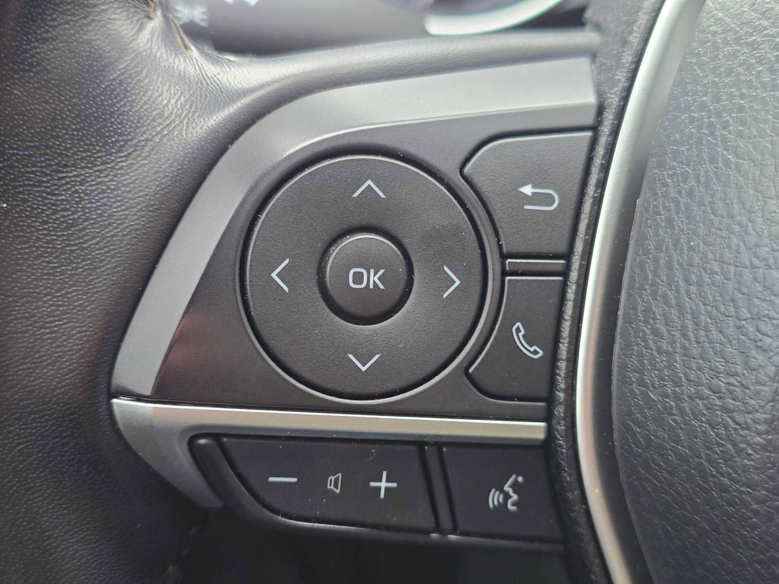 Used 2024 Toyota Camry XLE image 36