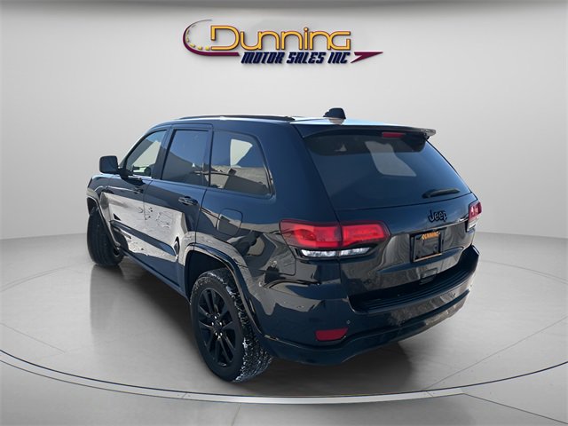 Used 2019 Jeep Grand Cherokee Altitude image 2